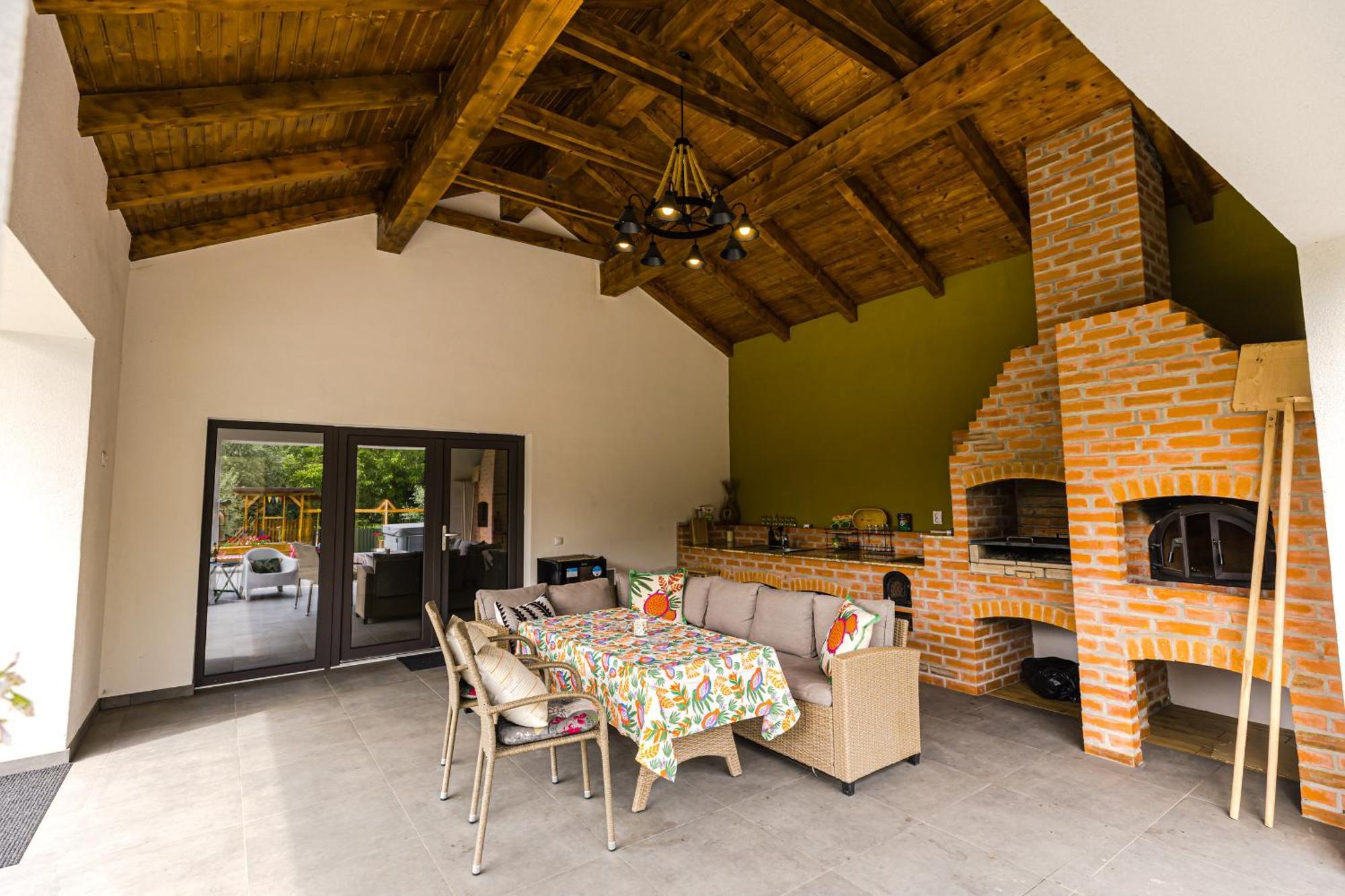 Ioanaguesthouse Turda Zewnętrze zdjęcie