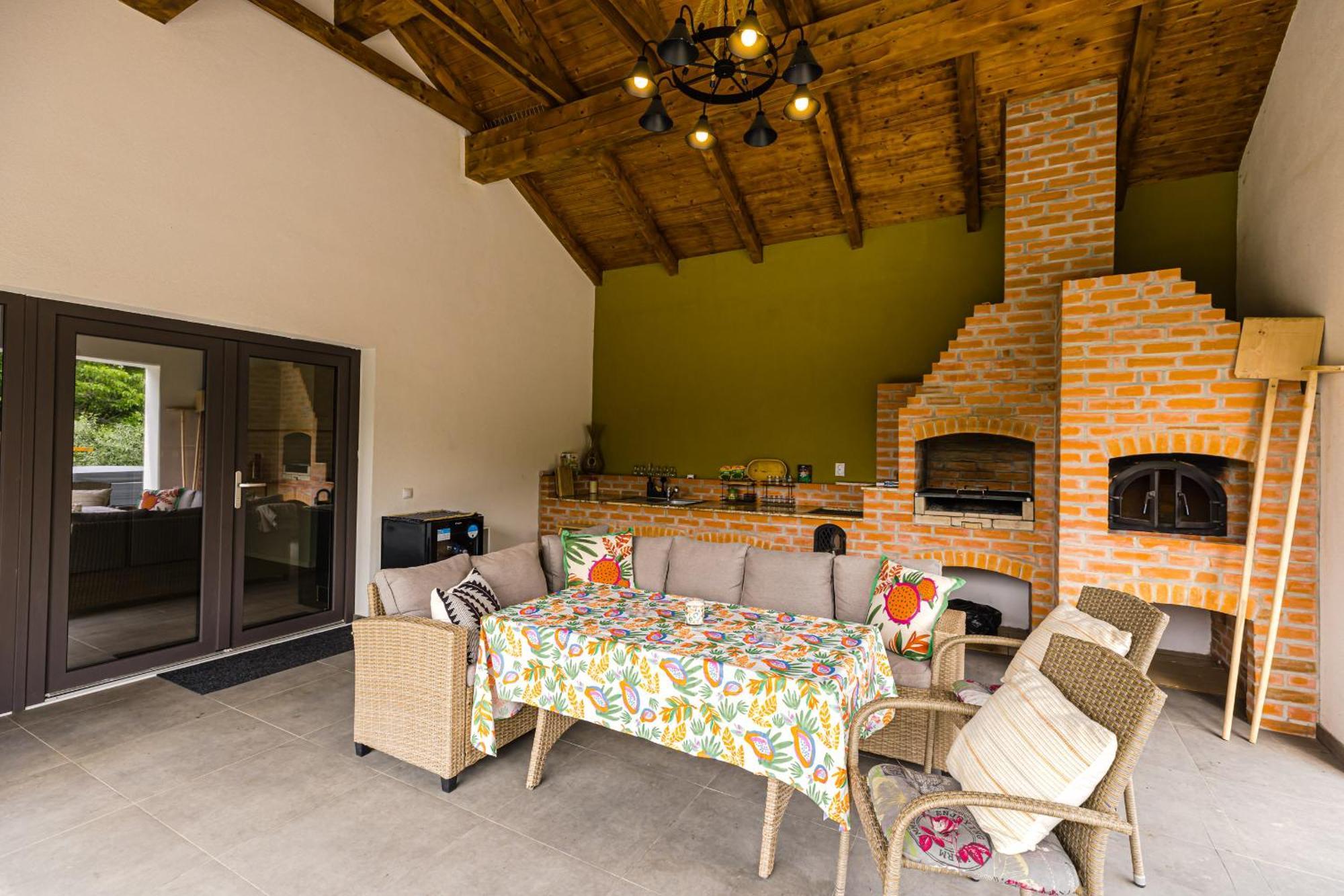 Ioanaguesthouse Turda Zewnętrze zdjęcie