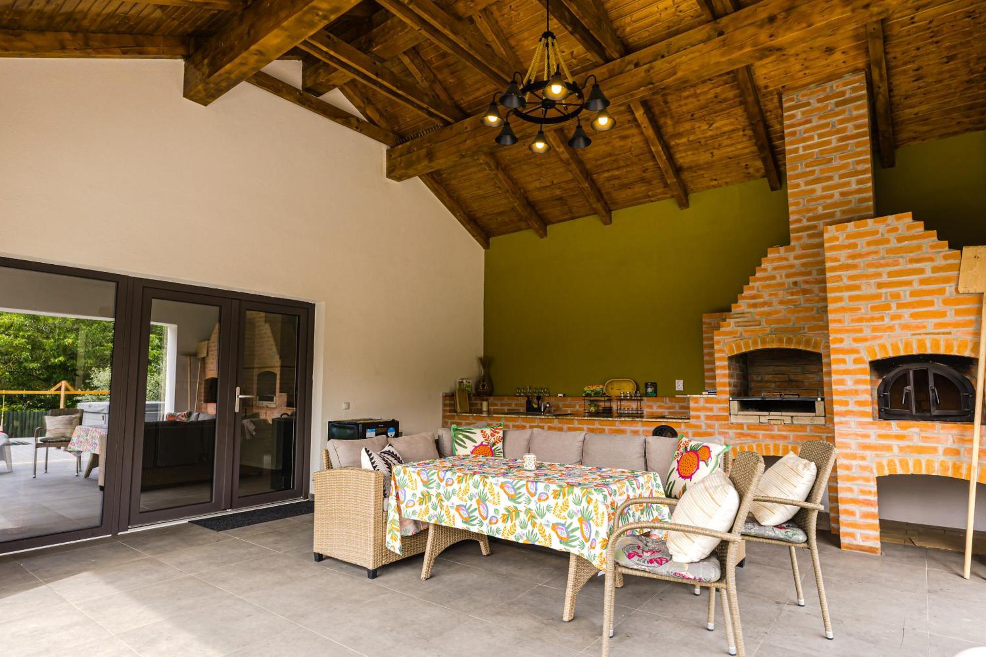 Ioanaguesthouse Turda Zewnętrze zdjęcie
